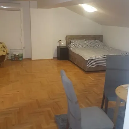 Апартаменти Apartment Skopje